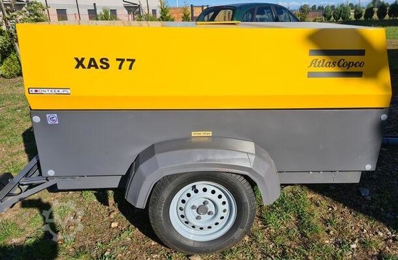 Φορητός Συμπιεστής Βιομηχανικής Χρήσης XAS77E με FAD 4.2 m³/min και Μαύρο Χρώμα