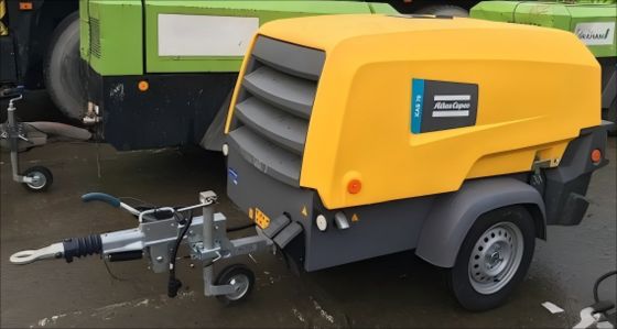 Κίτρινος φορητός συμπιεστής XAS 78KD  Επίπεδο συμπίεσης Ελαφρύ και φορητό σχέδιο